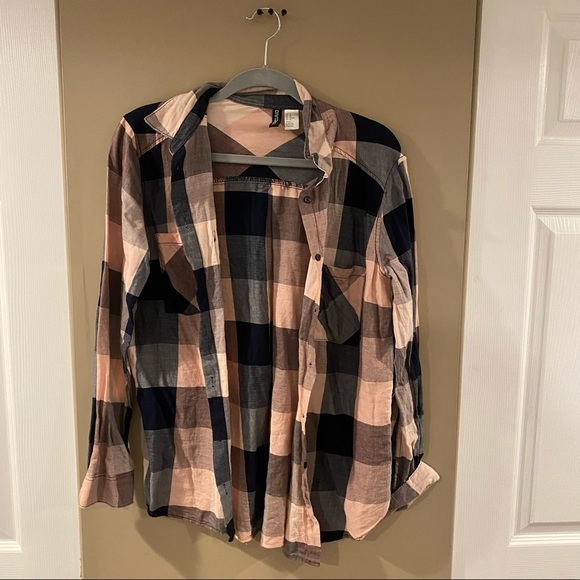 Divided Tops - Divided Flannel Size 10